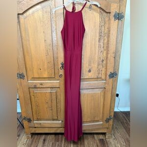 Elegant Burgundy Maxi Dress